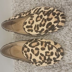 Chicos leopard flats